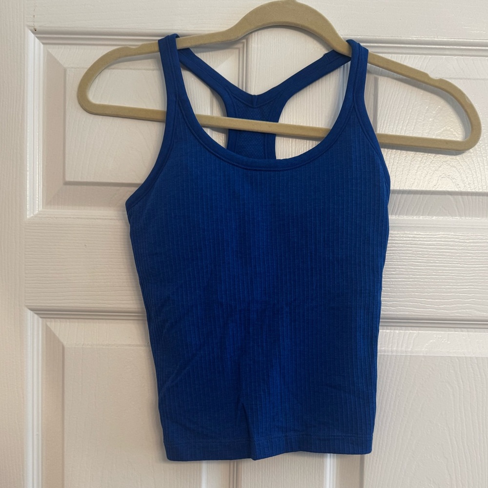 Never worn Lululemon Ebb to Street Tank Top Light Support, B/C Cup- NEVER WORN✨